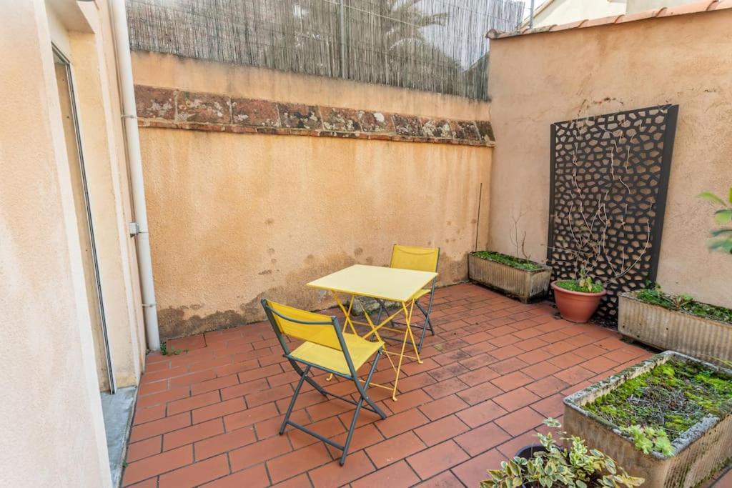 Centre Au Calme-terrasse-parking- *